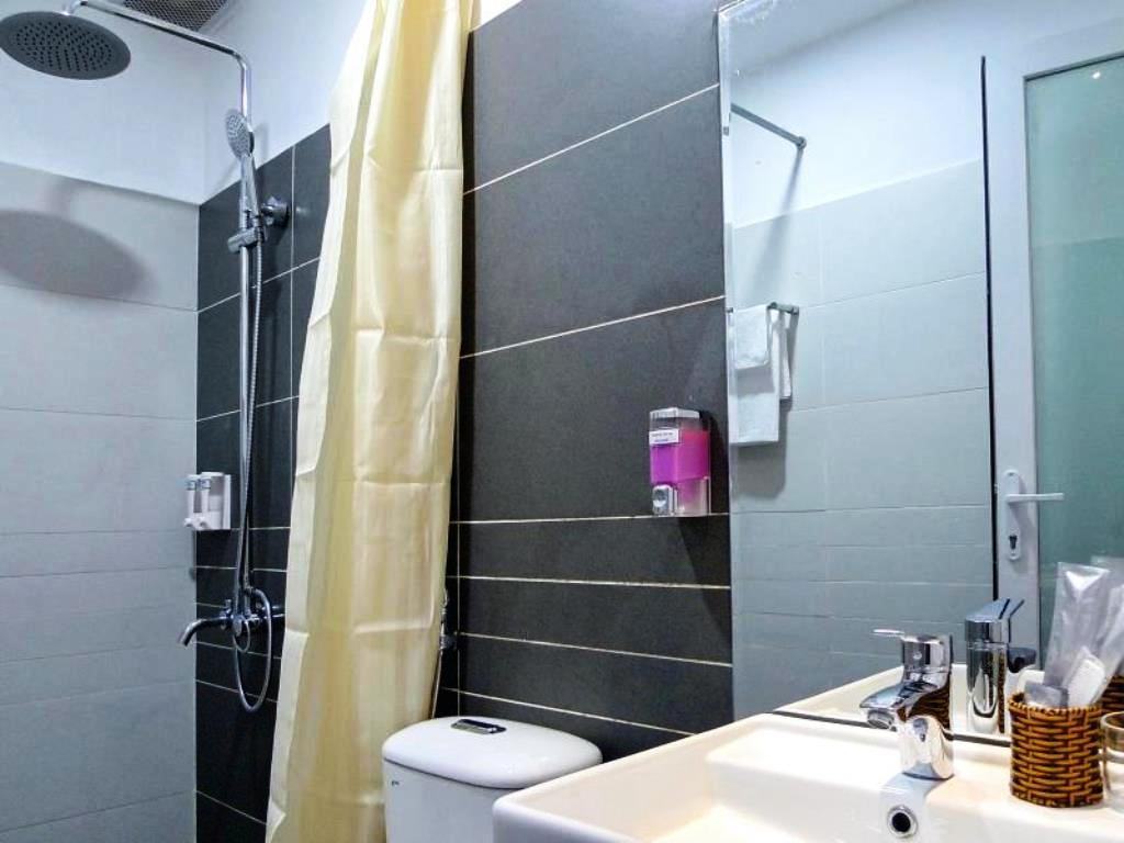 Hình ảnh nhà vệ sinh của khách sạn Merlion Nha Trang