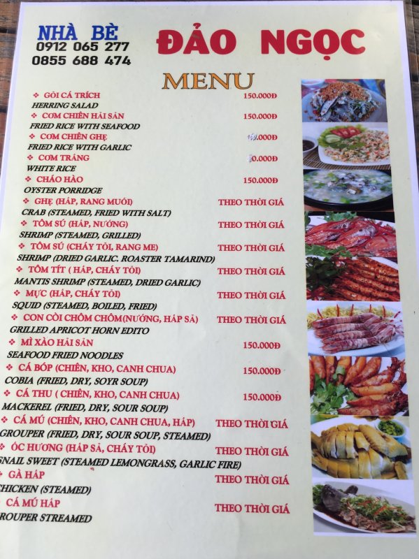 Thực đơn hải sản của một nhà hàng ở làng chài Hàm Ninh