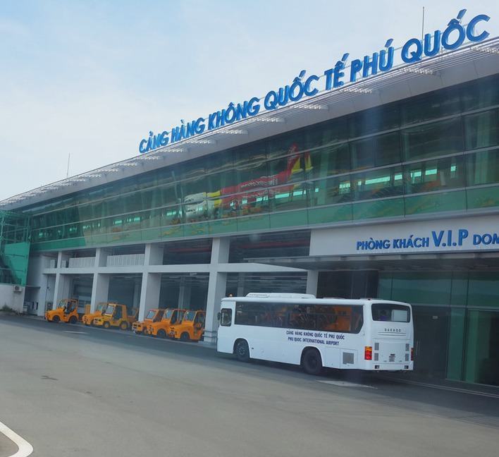 Xe buýt sân bay Phú Quốc về trung tâm Dương Đông có rất nhiều