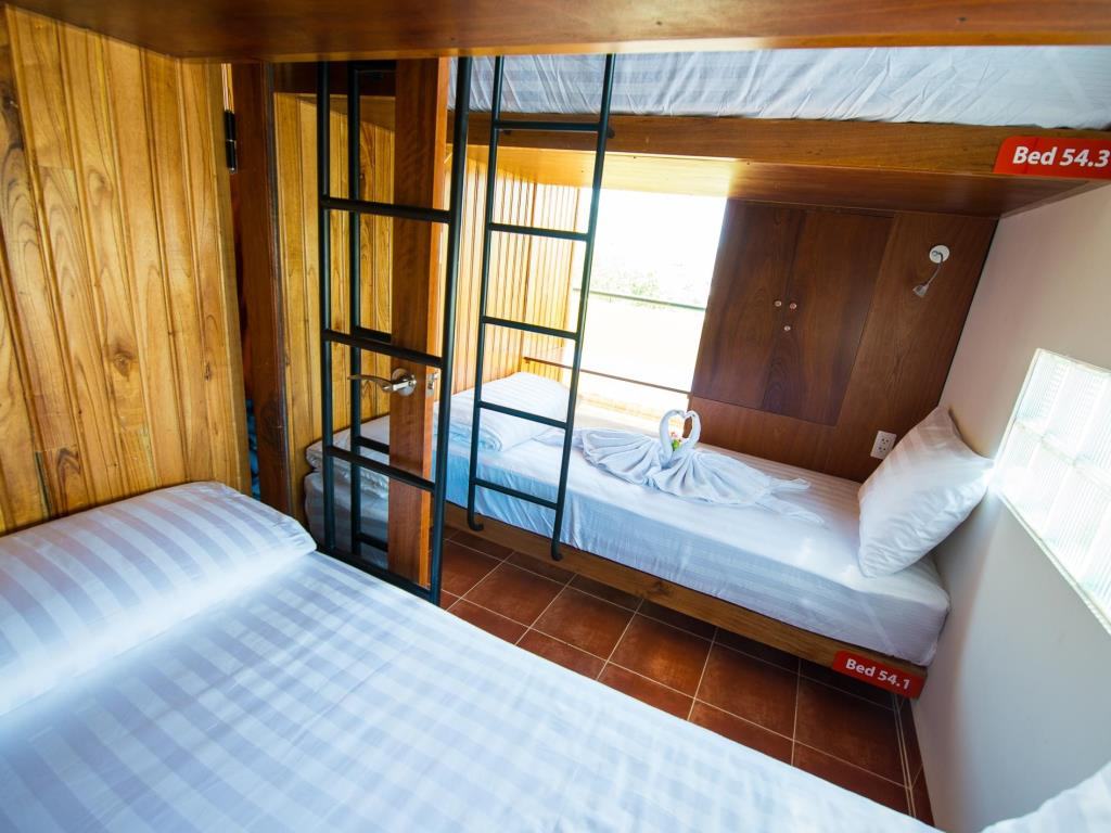 Review homestay Tabalo, S House và Container ở Nha Trang