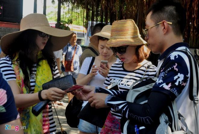 Hình ảnh khách Trung Quốc ở Nha Trang