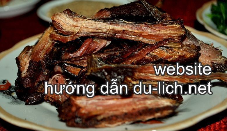 Nhà hàng quán ăn ngon ở Hà Giang: thịt trâu khô