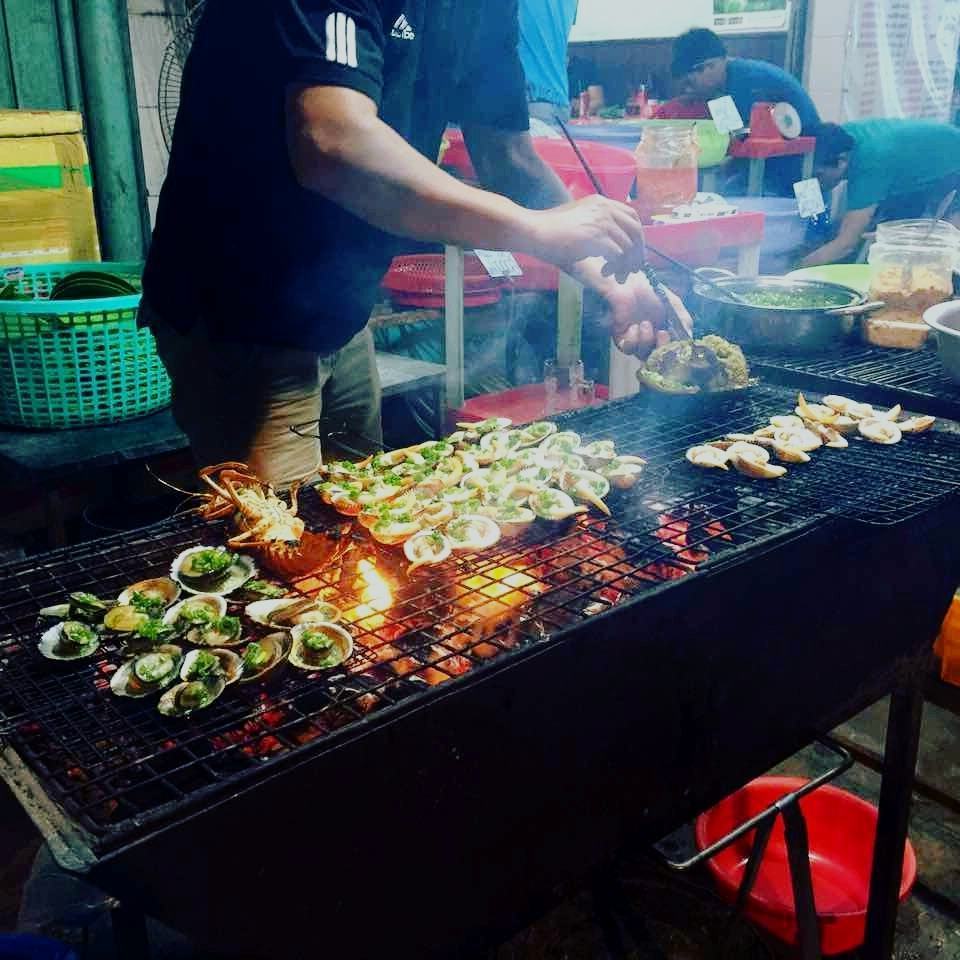Món nhum nướng Nha Trang tại quán hải sản Thanh Sương Cầu Đá Vĩnh Nguyên