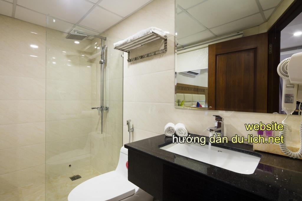 Hình ảnh khu vệ sinh của khách sạn Sun City Nha Trang (11)