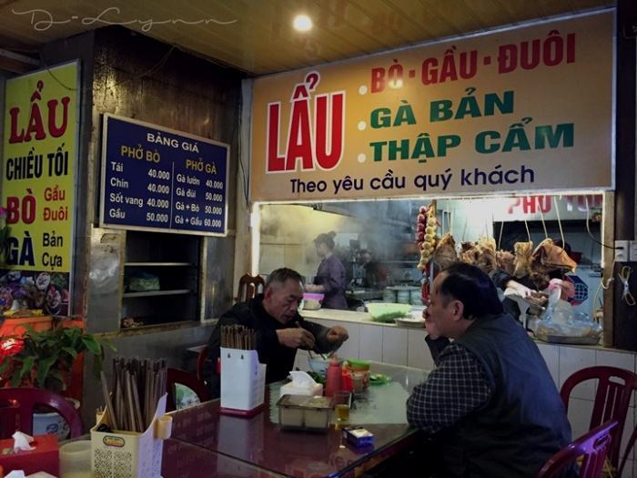 Hàng quán ăn sáng ngon, đông khách ở Sapa là Thạch Sơn