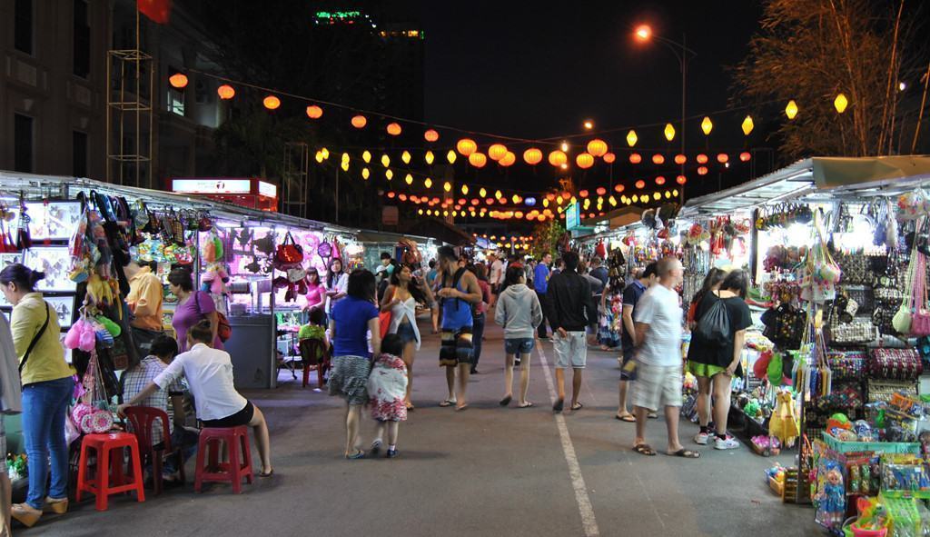 Hình ảnh chợ đêm Nha Trang