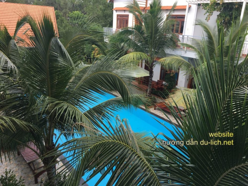 Hình ảnh Camellia Resort Phú Quốc: Bể bơi nằm giữa 2 dãy nhà