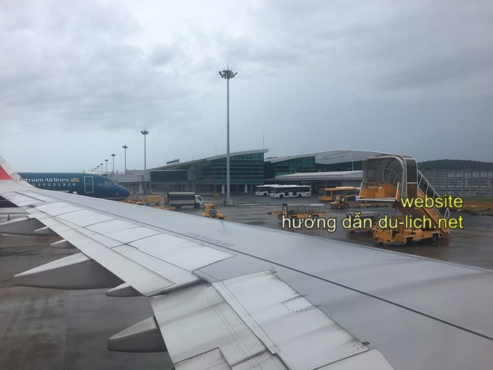 Kinh nghiệm đặt vé máy bay Phú Quốc: hình ảnh sân bay Phú Quốc khi tôi đáp xuống