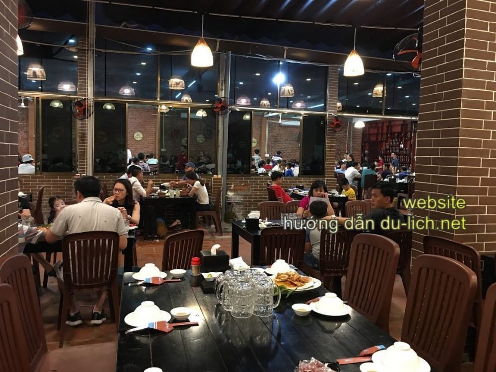 Đánh giá về nhà hàng Cơm Bắc 123 Phú Quốc: Phong cách như một nhà hàng nhậu vỉa hè