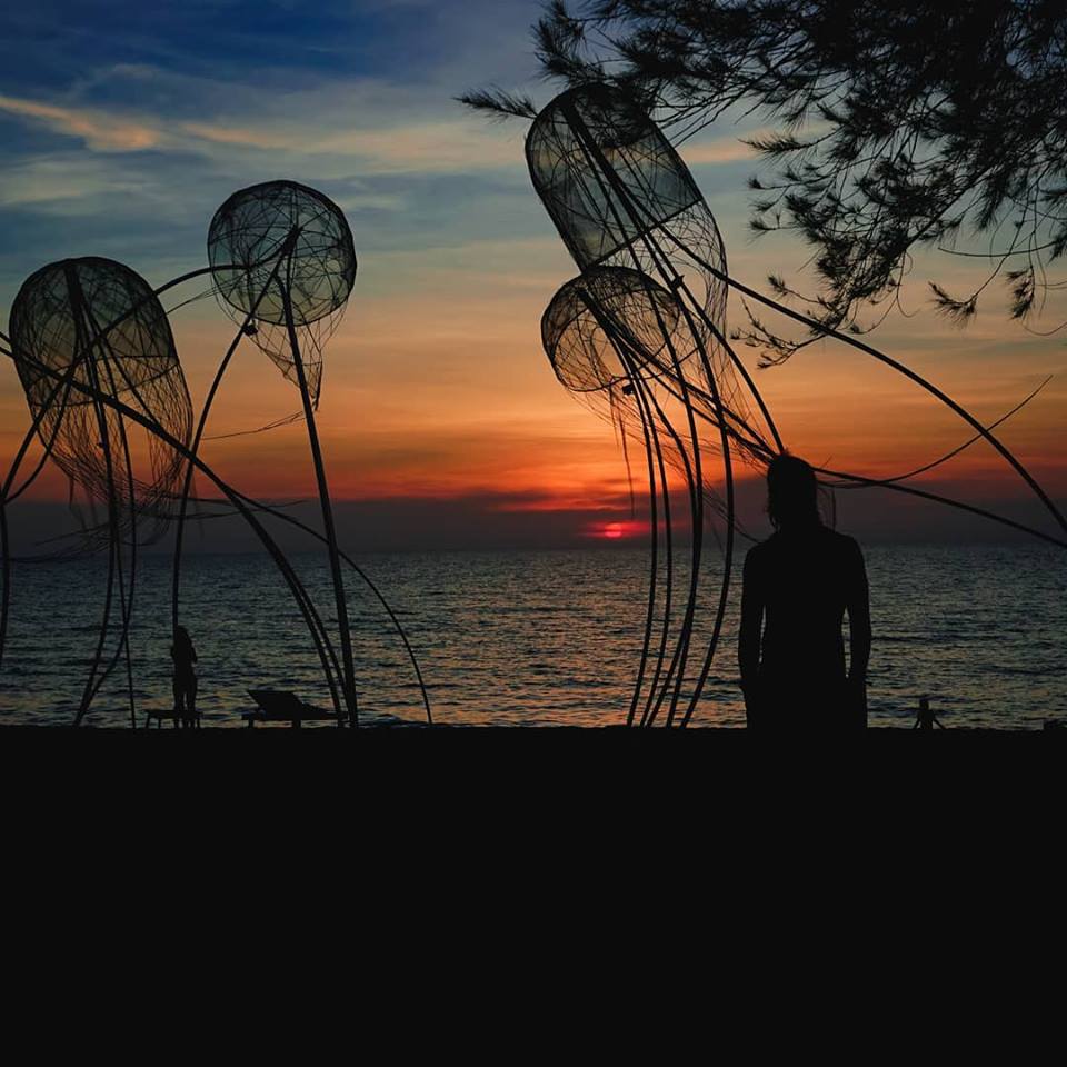 Hình ảnh Sunset Sanato Phú Quốc với những con sứa tạo hình lạ lẫm