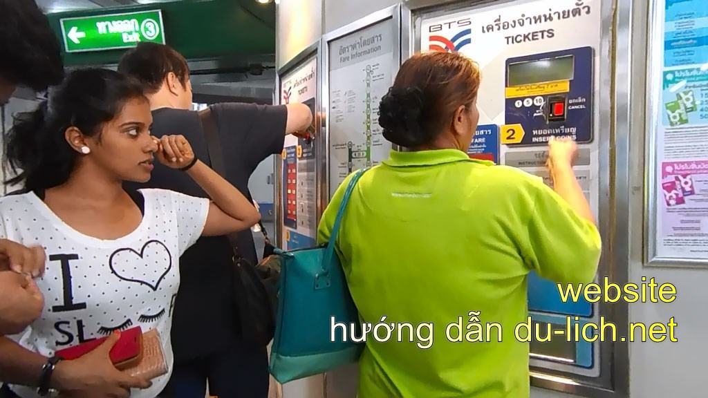 Làm cách nào để đi tàu điện ngầm MRT tại Thái Lan