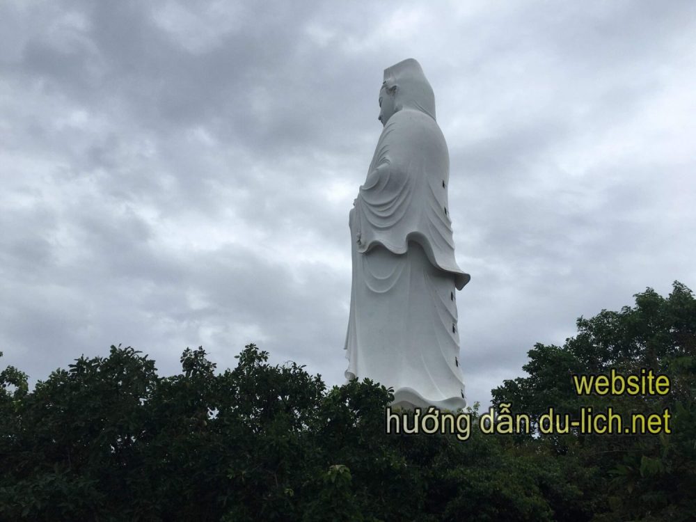Hình ảnh tượng Phật Bà ở chùa Linh Ứng Đà Nẵng (4)