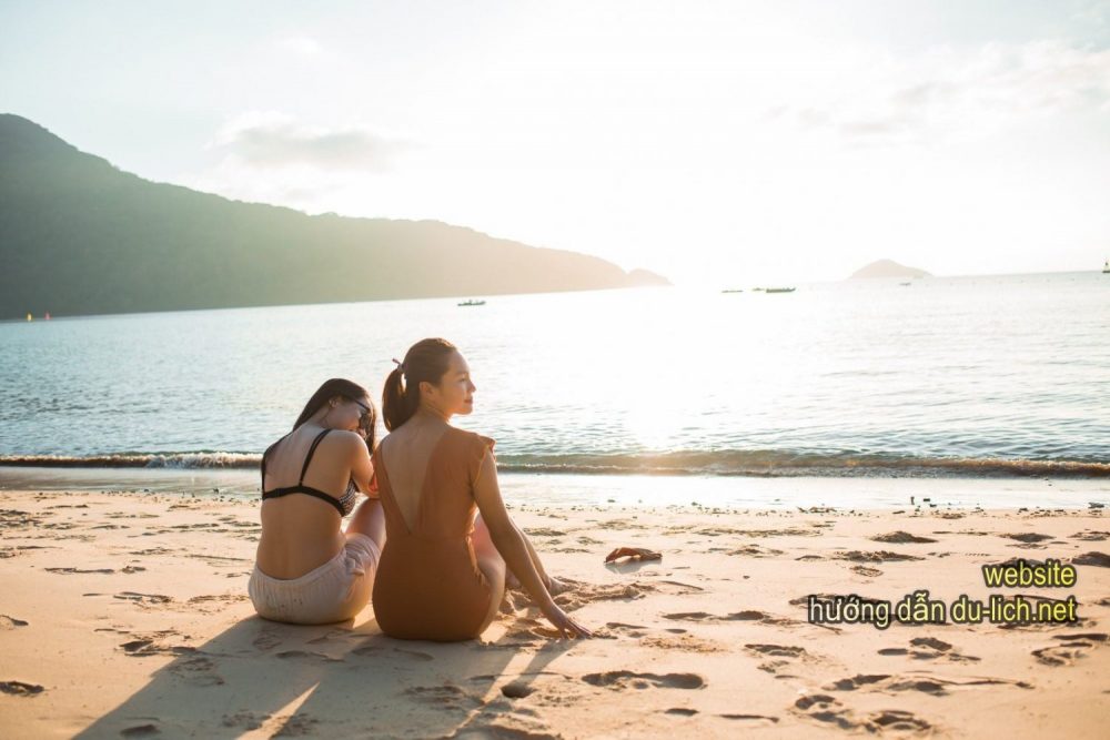 Các địa điểm du lịch tại Côn Đảo: Trong ánh bình minh