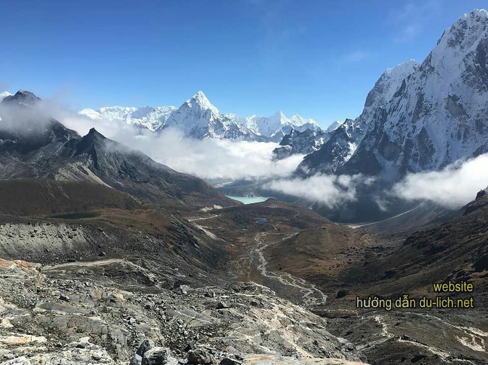 Lên đường chinh phục cung Everest Base Camp