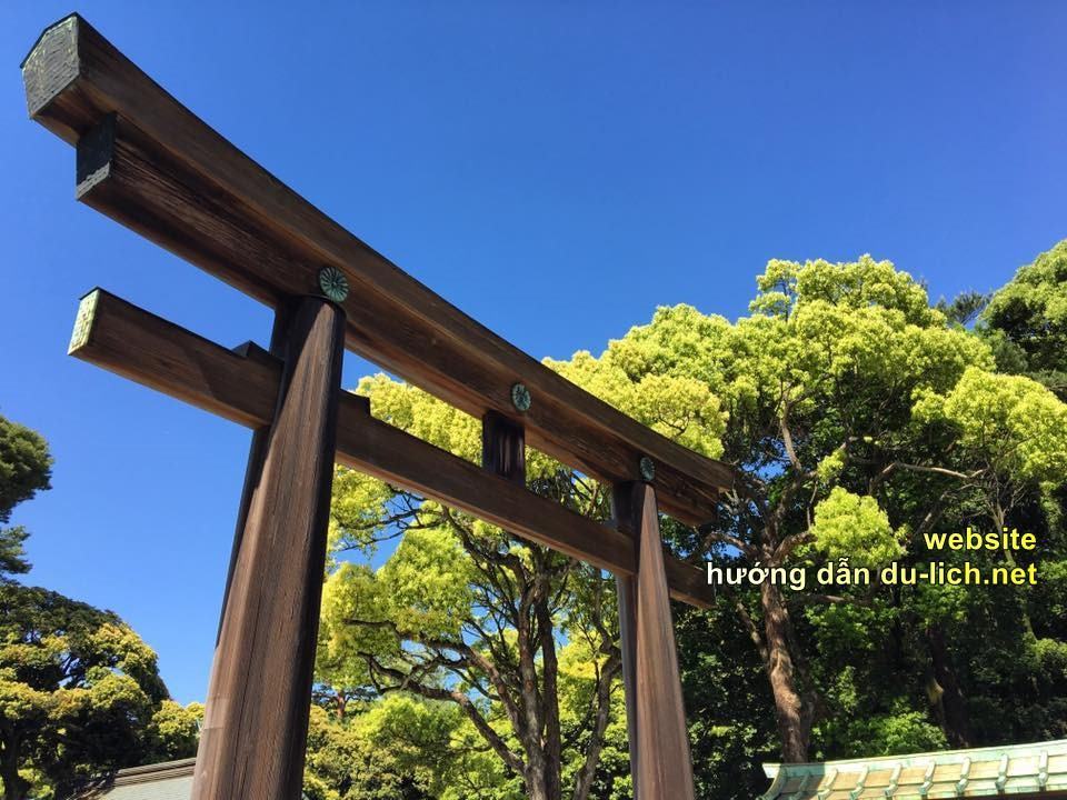 Hình ảnh cổng Torii tại đền Meiji Jingu Shrine ở Tokyo