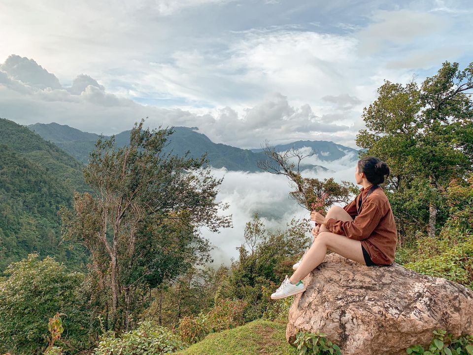 Ngắm mây trên đèo Khau Phạ - Nguyễn Giáng